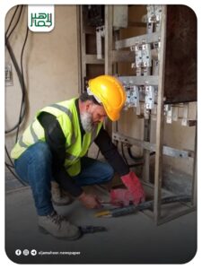 ورشات الصيانة في منبج تواصل أعمالها لتحسين كفاءة الشبكة الكهربائية في المدينة وريفها