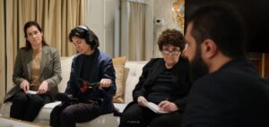 رئاسة الالرئيس أحمد_الشرع، يعقد في مقر إقامته في واشنطن، جلسة مع كبار المحررين في صحيفة الواشنطن بوست، وذلك في إطار زيارته الرسمية إلى الولايات المتحدة الأمريكية.جمهورية