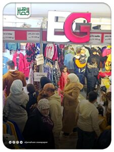 لقطات من مساء أمس الجمعة لفعاليات مهرجان التسوق، الذي تنظمه غرفة صناعة حلب بالتعاون مع محافظة حلب ضمن فعاليات حملة حلب ست الكل على أرض سوق الإنتاج الصناعي، حيث يشهد إقبال واسع من أهالي حلب.