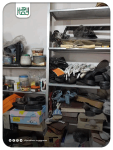 أبو سعيد 83 عاما: حكاية صانع الأحذية الذي حول مهنته إلى رسالة إنسانية